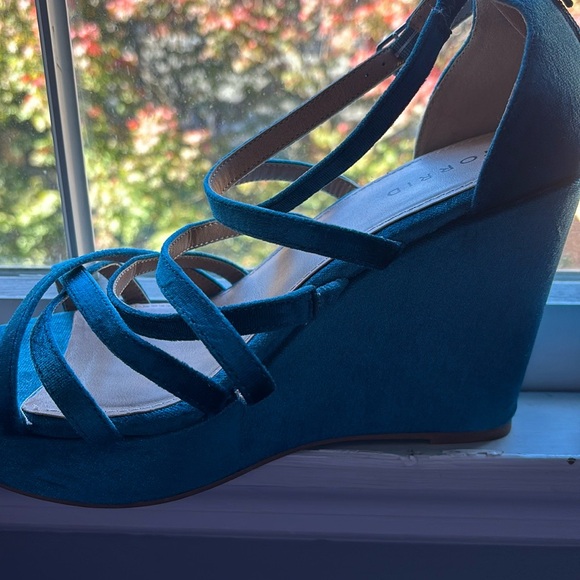 Torrid Turquoise Blue Velvet Strappy  Wedge Sandals - Picture 4 of 11